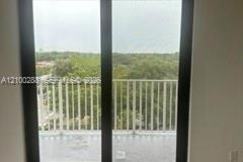 Appartement à louer à Hollywood, Floride: 2 chambres, 106.84 m2 № 2400819 - photo 5