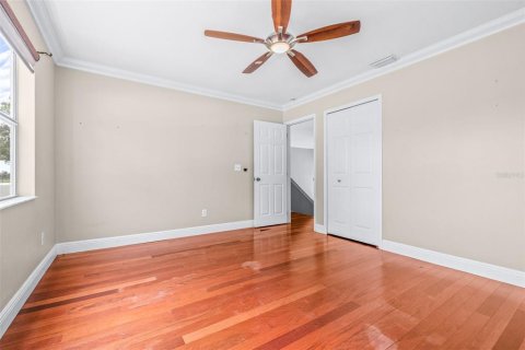 House in Haines City, Florida 4 bedrooms, 190.26 sq.m. № 2110584 - photo 28
