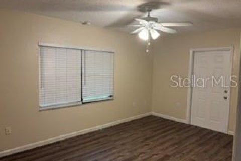 Villa ou maison à louer à Tarpon Springs, Floride: 3 chambres, 129.13 m2 № 2432603 - photo 3