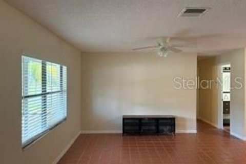 Villa ou maison à louer à Tarpon Springs, Floride: 3 chambres, 129.13 m2 № 2432603 - photo 6