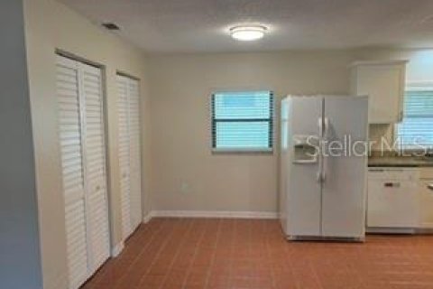 Villa ou maison à louer à Tarpon Springs, Floride: 3 chambres, 129.13 m2 № 2432603 - photo 5
