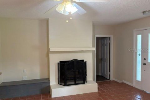 Villa ou maison à louer à Tarpon Springs, Floride: 3 chambres, 129.13 m2 № 2432603 - photo 8