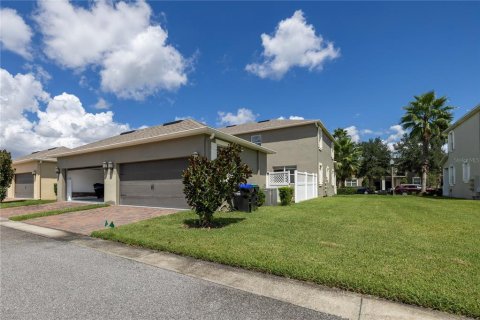 Townhouse in Windermere, Florida 3 bedrooms, 162.39 sq.m. № 1913878 - photo 29
