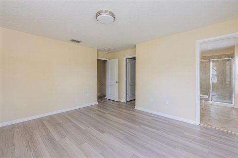 Townhouse in Windermere, Florida 3 bedrooms, 162.39 sq.m. № 1913878 - photo 22