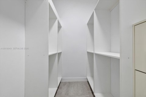 Touwnhouse à vendre à North Miami Beach, Floride: 3 chambres, 147.71 m2 № 2256637 - photo 22