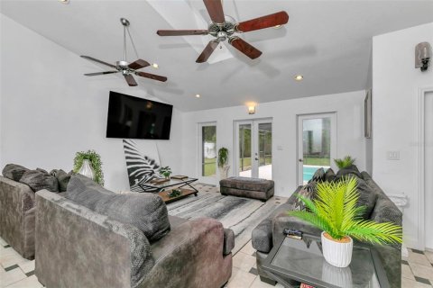 Casa en venta en Ocala, Florida, 4 dormitorios, 193.61 m2 № 2117817 - foto 7