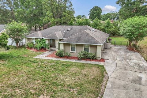 Casa en venta en Ocala, Florida, 4 dormitorios, 193.61 m2 № 2117817 - foto 21