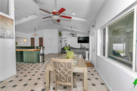 Casa en venta en Ocala, Florida, 4 dormitorios, 193.61 m2 № 2117817 - foto 8