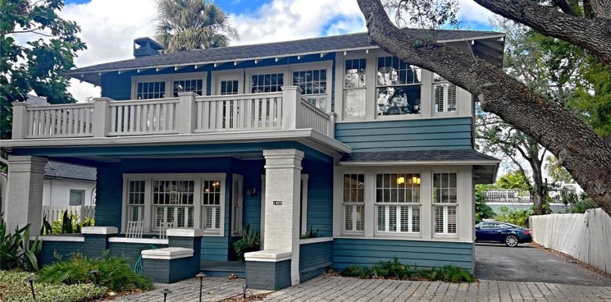 Propiedad comercial en Tampa, Florida 270.53 m2 № 1569756