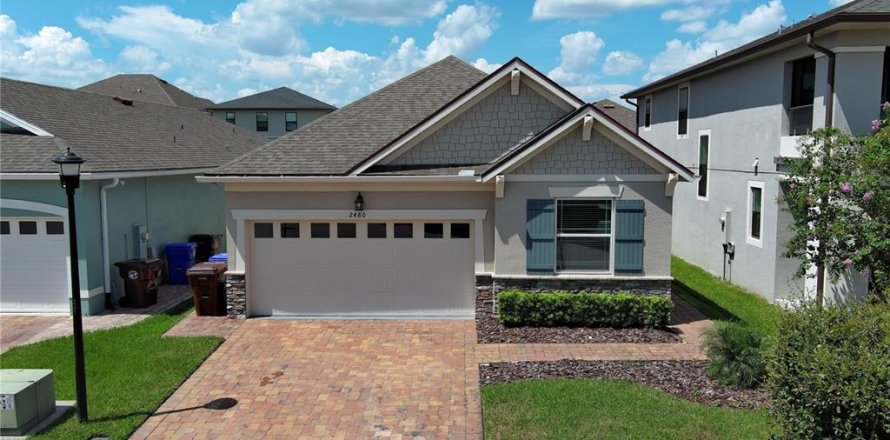 Casa en Kissimmee, Florida 3 dormitorios, 158.49 m2 № 2308358