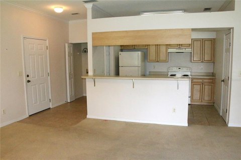 Condo in Winter Haven, Florida, 2 bedrooms  № 1866715 - photo 7