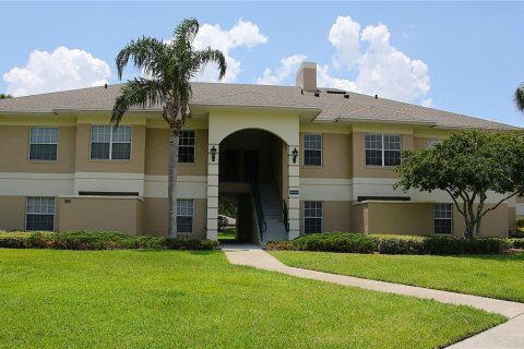 Condo in Winter Haven, Florida, 2 bedrooms  № 1866715 - photo 2