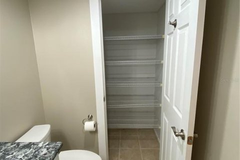 Снять в аренду кондоминиум в Тампа, Флорида 5 комнат, 159.05м2, № 1904883 - фото 24