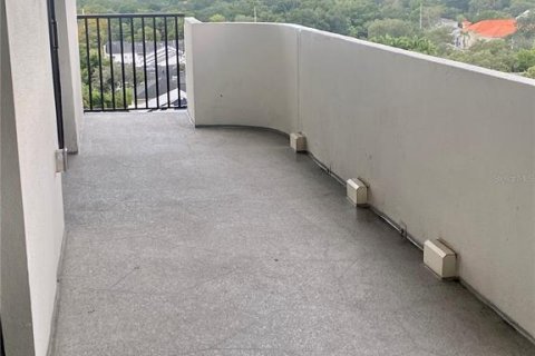 Снять в аренду кондоминиум в Тампа, Флорида 5 комнат, 159.05м2, № 1904883 - фото 30