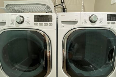 Снять в аренду кондоминиум в Тампа, Флорида 5 комнат, 159.05м2, № 1904883 - фото 27