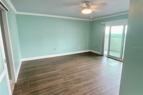 Снять в аренду кондоминиум в Тампа, Флорида 5 комнат, 159.05м2, № 1904883 - фото 19