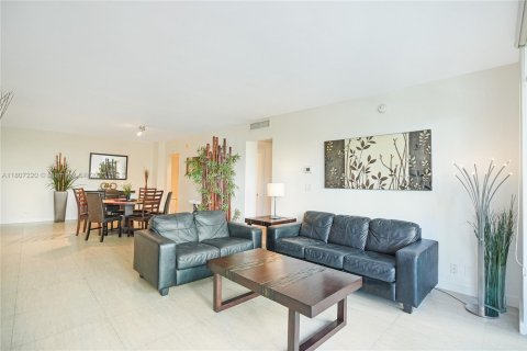 Condominio en venta en Hollywood, Florida, 2 dormitorios, 125.05 m2 № 1959633 - foto 6