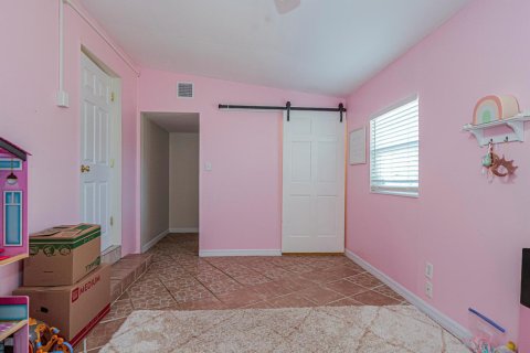 House in Vero Beach, Florida 2 bedrooms, 102.19 sq.m. № 2245218 - photo 20