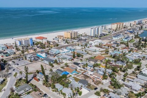 Immobilier commercial à vendre à Madeira Beach, Floride: 4 chambres, 114.83 m2 № 1737080 - photo 25