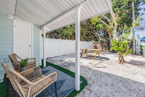 Immobilier commercial à vendre à Madeira Beach, Floride: 4 chambres, 114.83 m2 № 1737080 - photo 17
