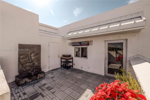 Copropriété à vendre à Miami, Floride: 2 chambres, 101.17 m2 № 1997925 - photo 28