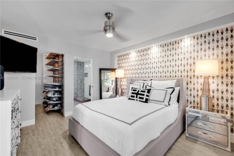 Copropriété à vendre à Miami, Floride: 2 chambres, 101.17 m2 № 1997925 - photo 17