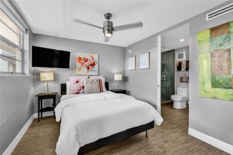 Copropriété à vendre à Miami, Floride: 2 chambres, 101.17 m2 № 1997925 - photo 21