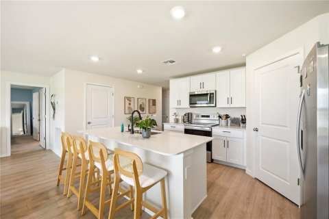 Casa en venta en North Port, Florida, 4 dormitorios, 139.26 m2 № 2199359 - foto 17