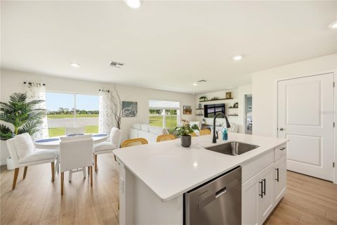 Casa en venta en North Port, Florida, 4 dormitorios, 139.26 m2 № 2199359 - foto 22