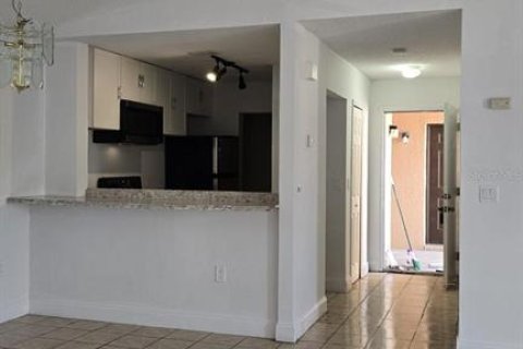 Condo in Orlando, Florida, 2 bedrooms  № 2110061 - photo 5