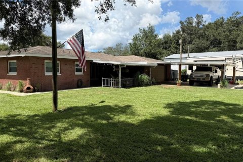 Casa en venta en Zephyrhills, Florida, 3 dormitorios, 241.55 m2 № 2353488 - foto 2