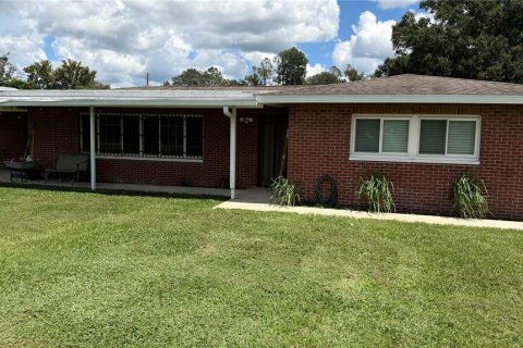 Casa en venta en Zephyrhills, Florida, 3 dormitorios, 241.55 m2 № 2353488 - foto 3