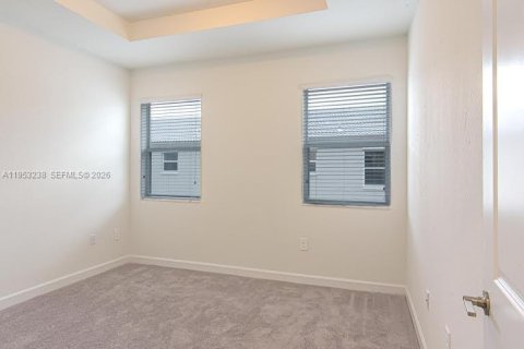 Touwnhouse à louer à Homestead, Floride: 3 chambres, 123.65 m2 № 2007542 - photo 18