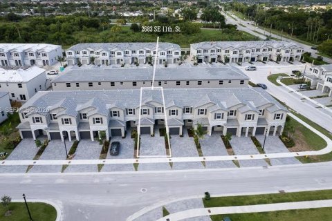 Touwnhouse à louer à Homestead, Floride: 3 chambres, 123.65 m2 № 2007542 - photo 22