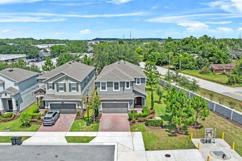 House in Sanford, Florida 4 bedrooms, 267.84 sq.m. № 1745544 - photo 2