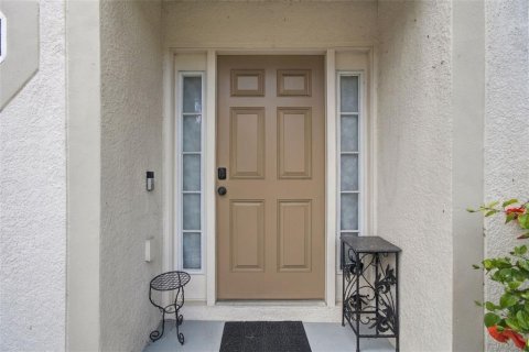 Touwnhouse à vendre à Tampa, Floride: 3 chambres, 163.88 m2 № 2389185 - photo 6