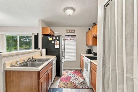 Touwnhouse à vendre à Tampa, Floride: 3 chambres, 163.88 m2 № 2389185 - photo 24