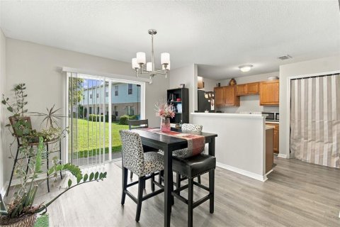 Touwnhouse à vendre à Tampa, Floride: 3 chambres, 163.88 m2 № 2389185 - photo 16