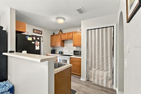Touwnhouse à vendre à Tampa, Floride: 3 chambres, 163.88 m2 № 2389185 - photo 29