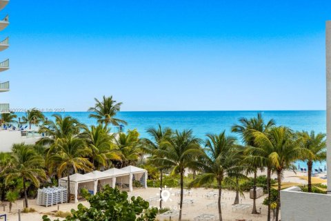 Copropriété à vendre à Hollywood, Floride: 1 chambre, 70.51 m2 № 1989260 - photo 27