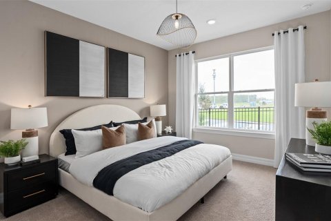 House in Apopka, Florida 5 bedrooms, 356.47 sq.m. № 1905450 - photo 25