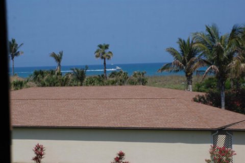 Condo in St. Lucie, Florida, 1 bedroom  № 2087153 - photo 2