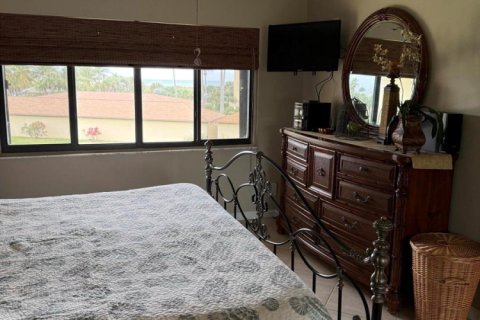 Condo in St. Lucie, Florida, 1 bedroom  № 2087153 - photo 18