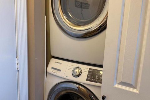 Condo in St. Lucie, Florida, 1 bedroom  № 2087153 - photo 30