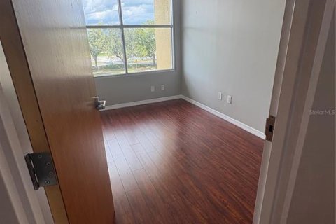 Immobilier commercial à louer à Orlando, Floride: 3867.52 m2 № 2404900 - photo 12