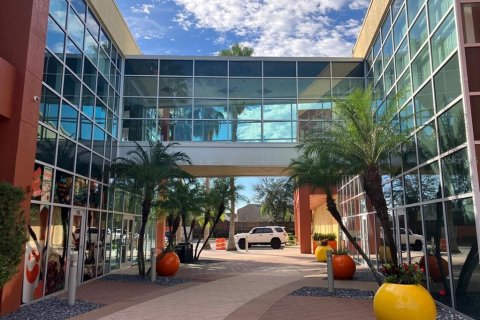 Immobilier commercial à louer à Orlando, Floride: 3867.52 m2 № 2404900 - photo 15