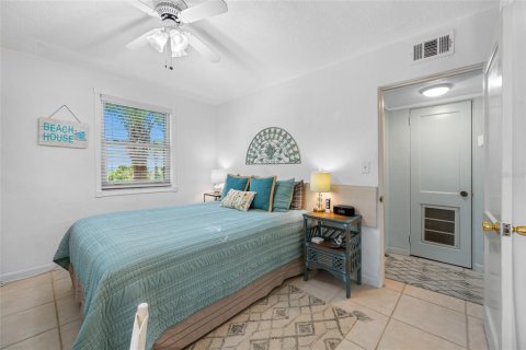 Copropriété à vendre à Saint Pete Beach, Floride: 1 chambre, 45.99 m2 № 2349181 - photo 22