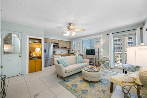 Copropriété à vendre à Saint Pete Beach, Floride: 1 chambre, 45.99 m2 № 2349181 - photo 19