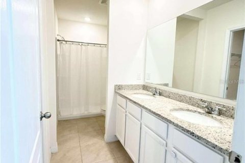 Villa ou maison à louer à Saint Cloud, Floride: 3 chambres, 145.86 m2 № 2166214 - photo 13