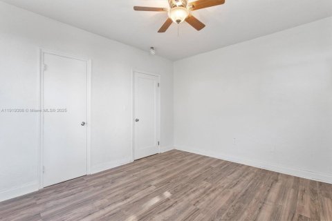 Apartment in Miami Beach, Florida 1 bedroom, 65.03 sq.m. № 1974537 - photo 9